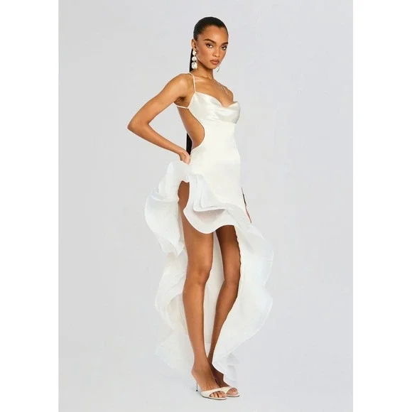 NWT Retrofête Kaitlin Dress White Ruffle Hem Gown Open Back Medium $798 - Picture 3 of 7